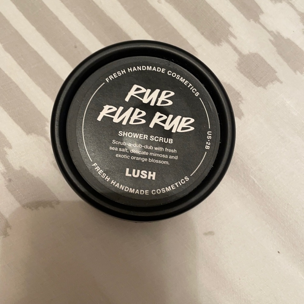 Lush Cosmetics rub rub rub shower scrub